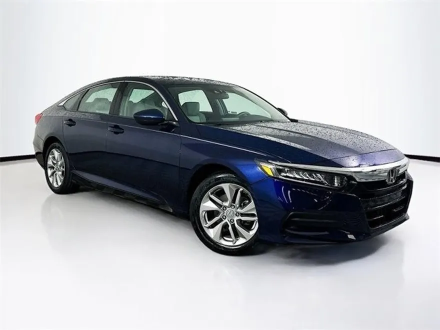 2019 Honda Accord LX 1.5T photo 1