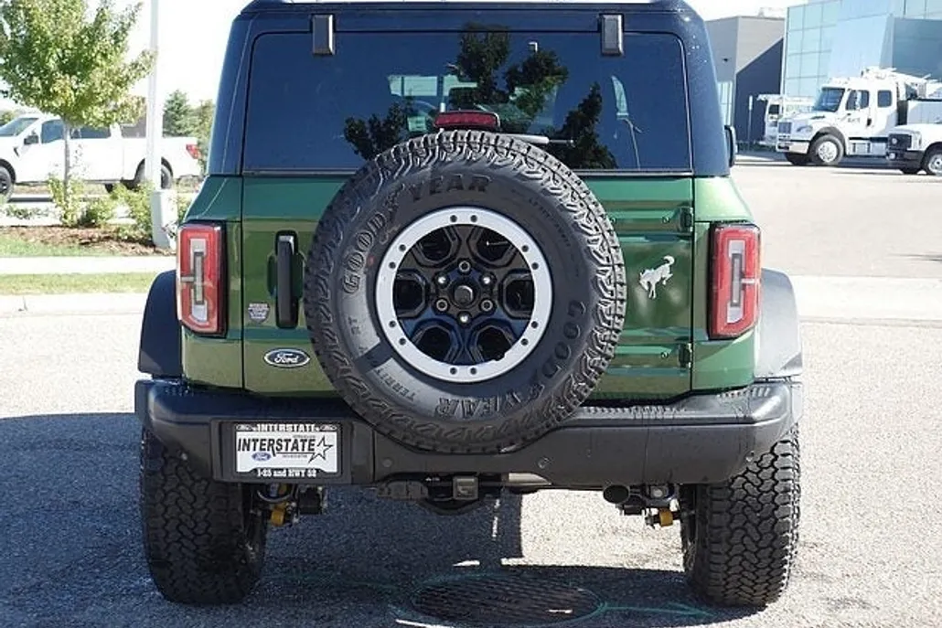 2025 Ford Bronco Badlands photo 1