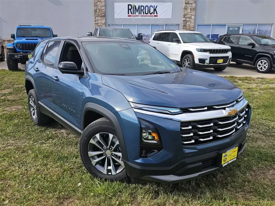 2026 Chevrolet Equinox LT photo 1