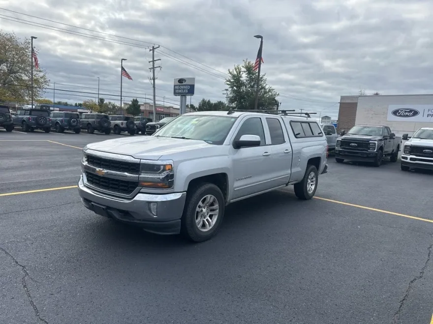 2018 Chevrolet Silverado 1500 LT1 photo 1