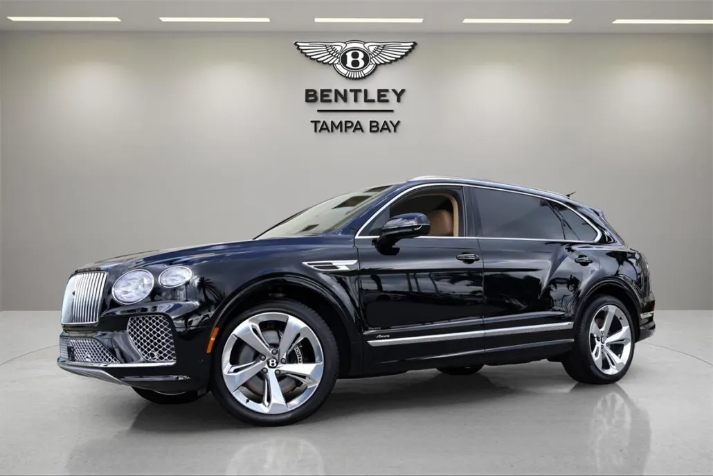 2025 Bentley Bentayga EWB V8 photo 1