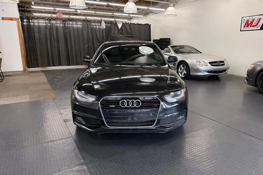 2013 Audi A4 2.0T Quattro Prestige photo 1