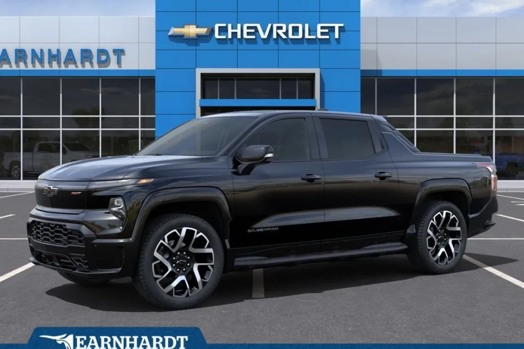 2024 Chevrolet Silverado EV RST photo 1