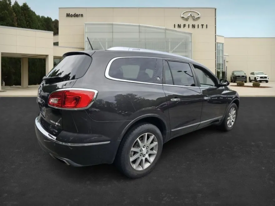 2017 Buick Enclave Leather photo 1