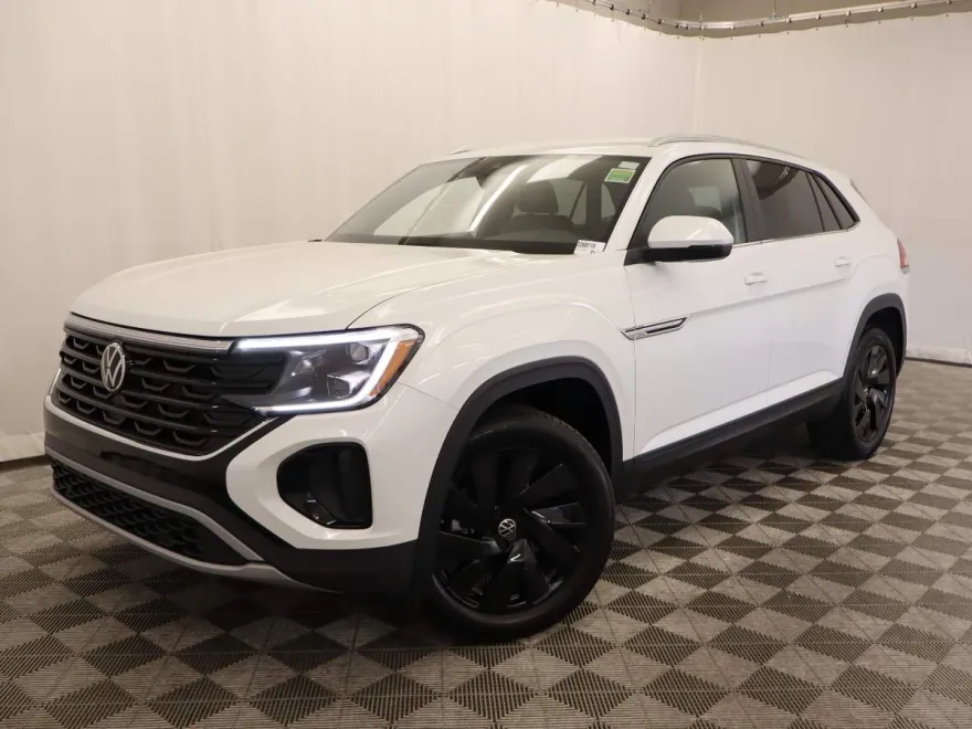 2026 Volkswagen Atlas Cross Sport SE Technology photo 1