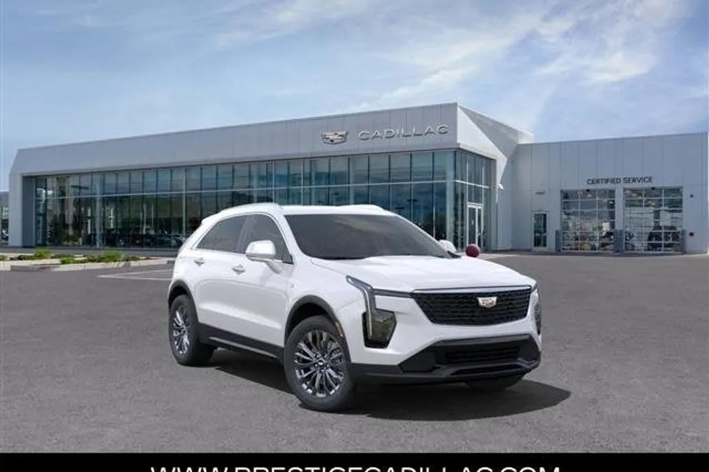 2025 Cadillac XT4 Premium Luxury photo 1