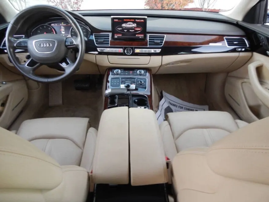 2013 Audi A8 L 3.0T Quattro photo 1
