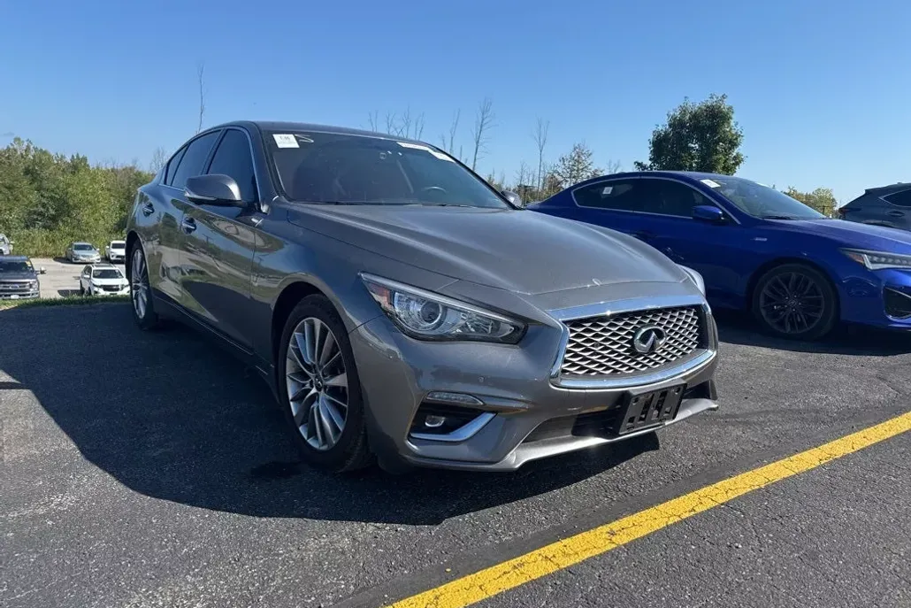 2022 Infiniti Q50 LUXE AWD photo 1