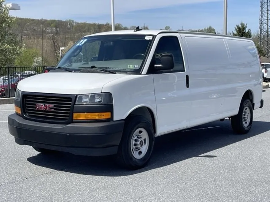 2023 Gmc Savana Cargo 2500 photo 1