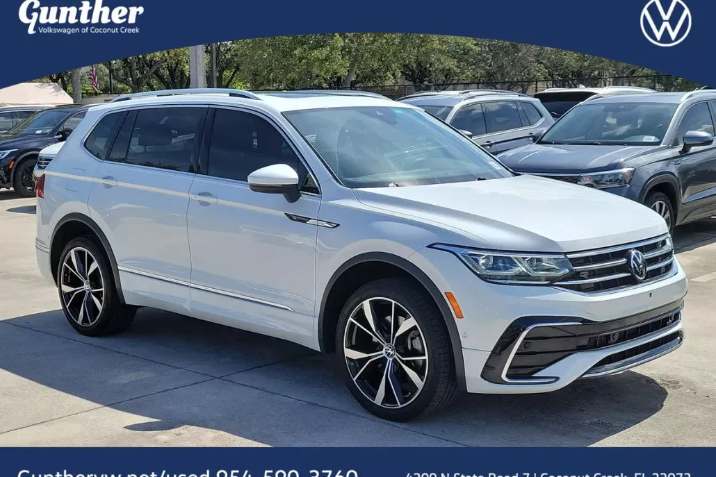 2022 Volkswagen Tiguan SEL Premium R-Line photo 1