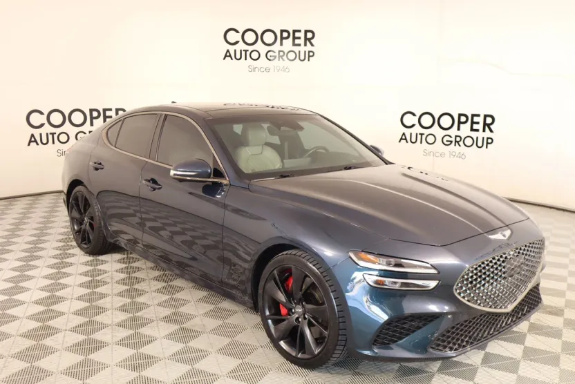 2023 Genesis G70 3.3T photo 1