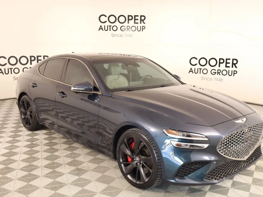 2023 Genesis G70 3.3T photo 1