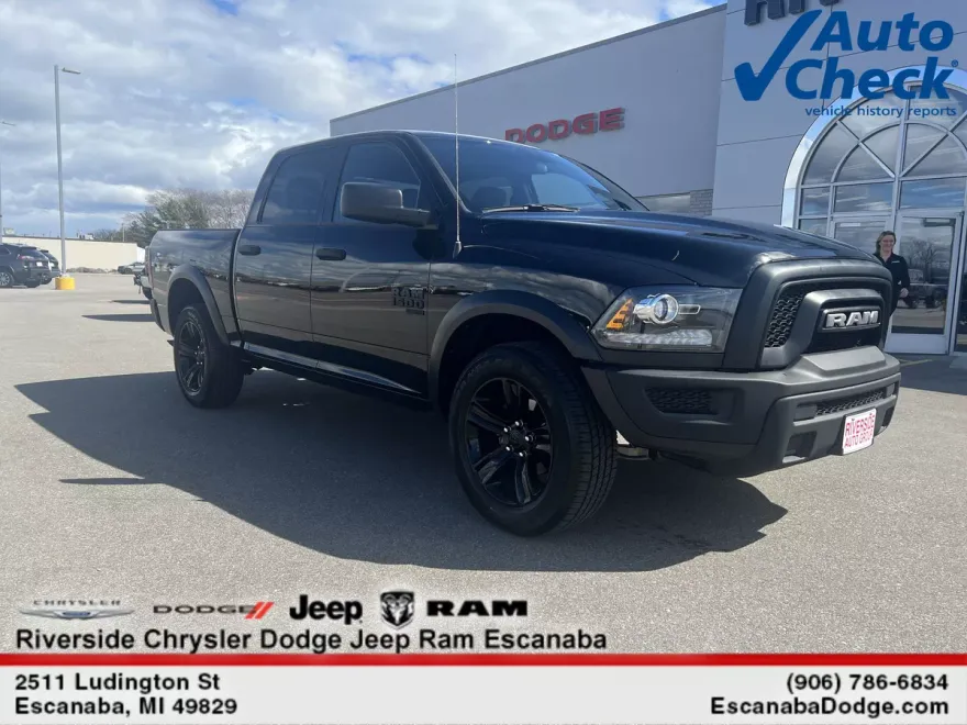 2024 Ram 1500 Classic SLT photo 1