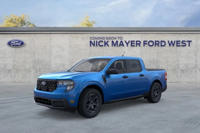 2025 Ford Maverick XLT photo 1