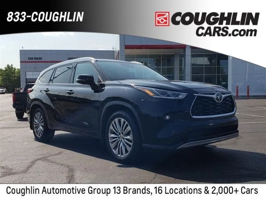 2022 Toyota Highlander Platinum photo 1