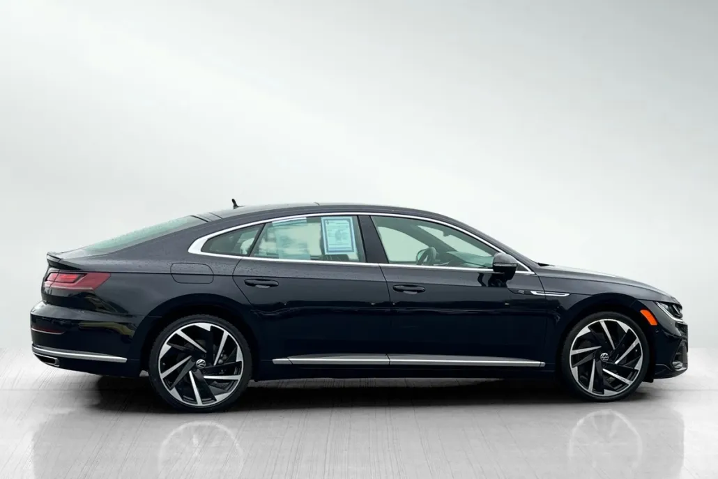 2021 Volkswagen Arteon SEL Premium R-Line photo 1