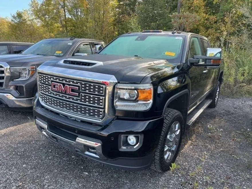 2019 Gmc Sierra 2500 HD Denali photo 1