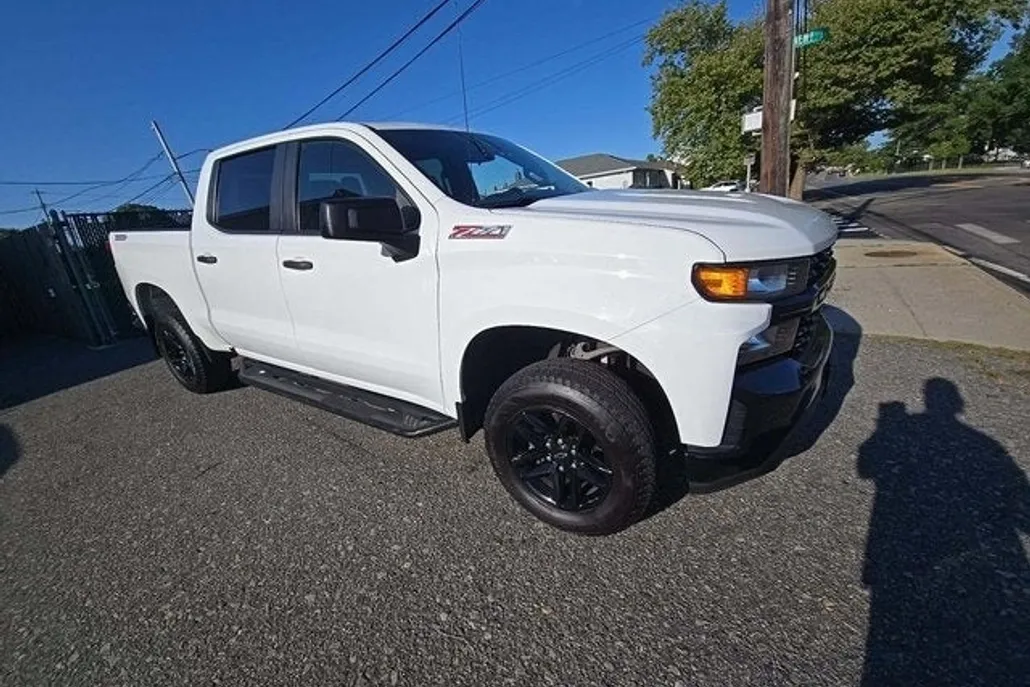 2020 Chevrolet Silverado 1500 Custom Trail Boss photo 1