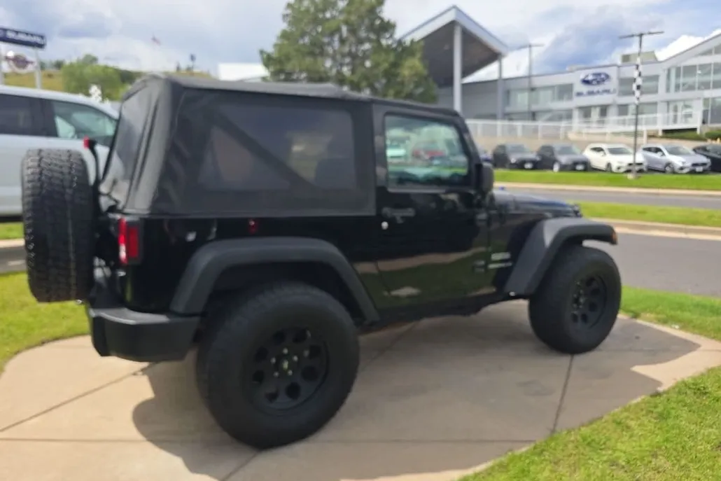 2017 Jeep Wrangler Sport photo 1