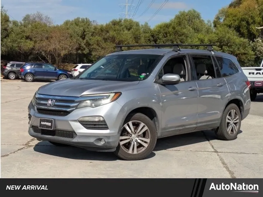 2016 Honda Pilot EX-L photo 1