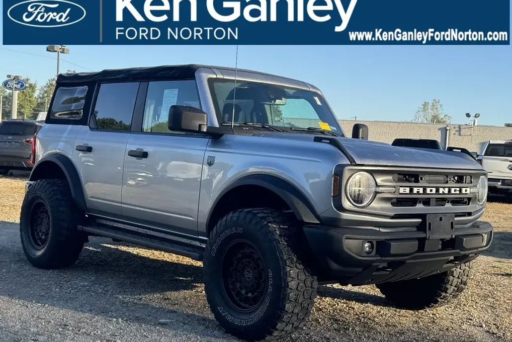 2022 Ford Bronco Base Big Bend Black Diamond Outer Banks photo 1