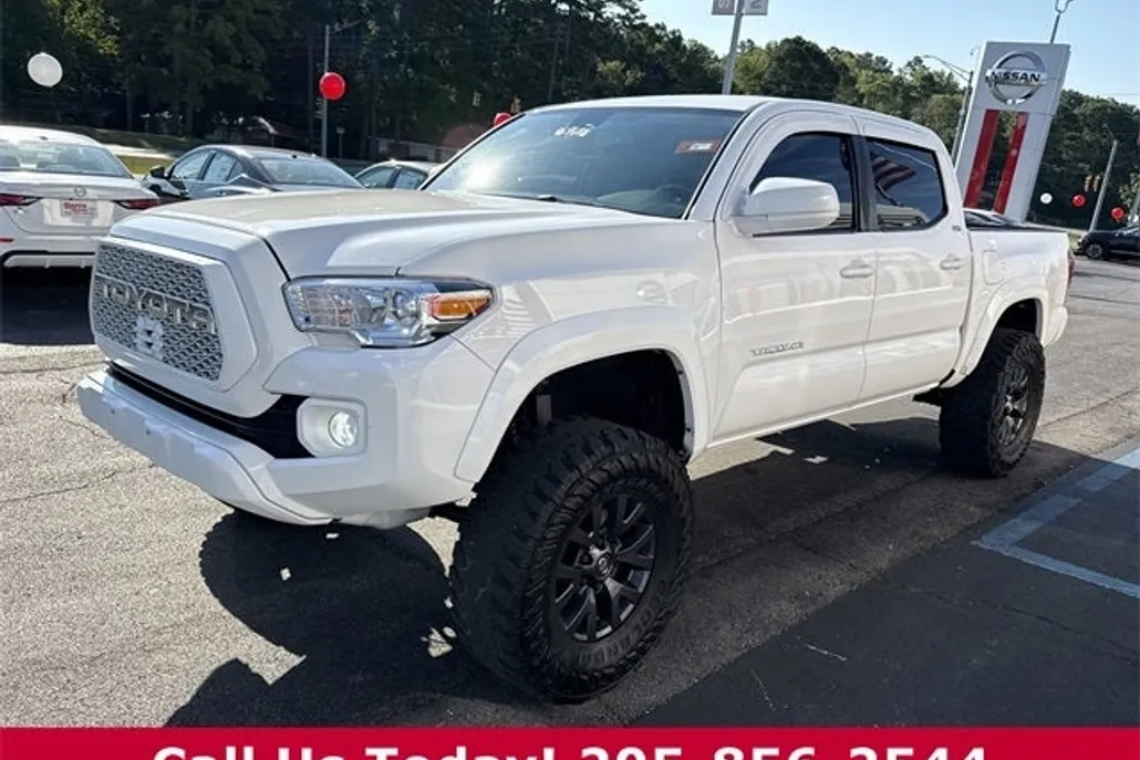 2021 Toyota Tacoma SR5 V6 photo 1