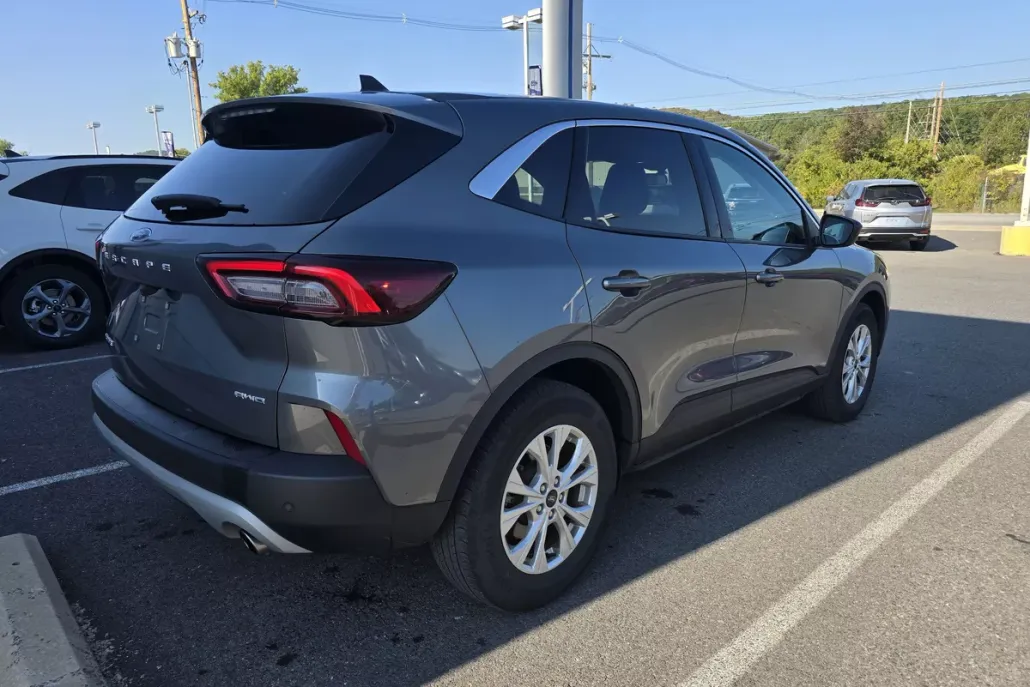 2024 Ford Escape Active photo 1