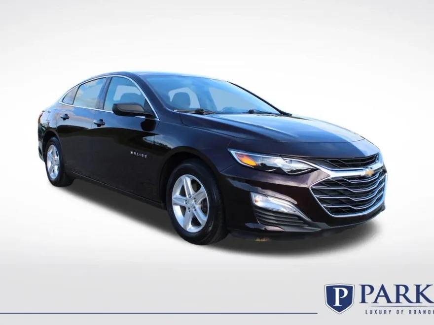2021 Chevrolet Malibu photo 1