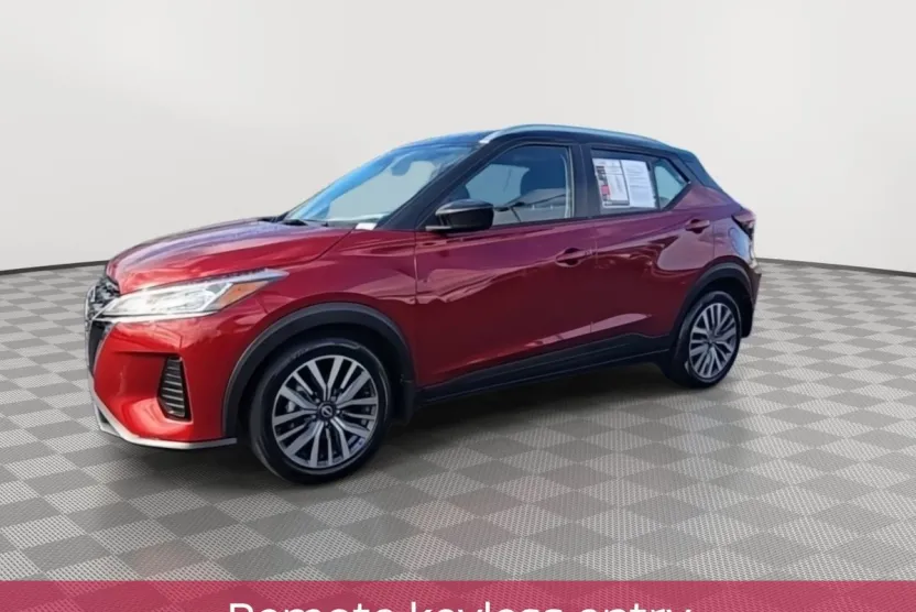 2023 Nissan Kicks SV photo 1