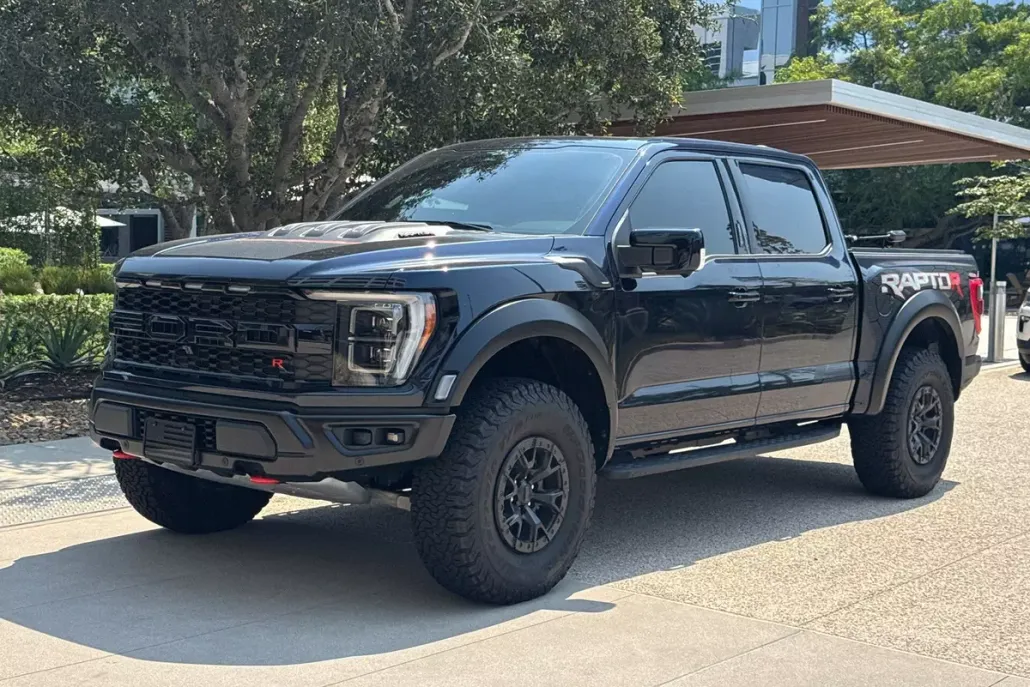 2023 Ford F-150 Raptor photo 1