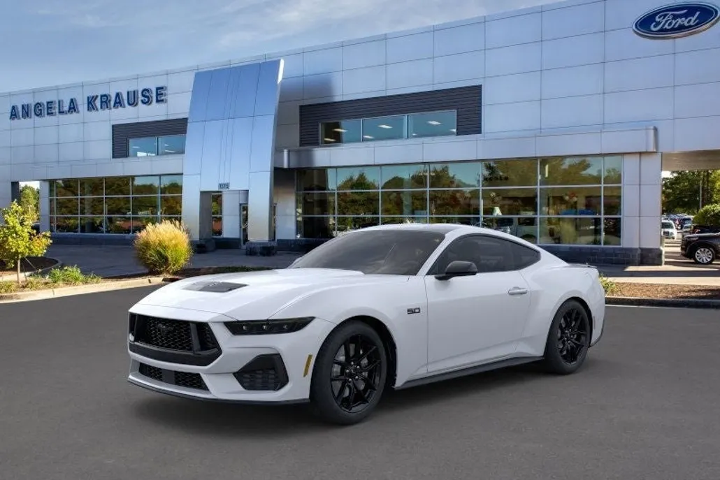 2025 Ford Mustang GT photo 1