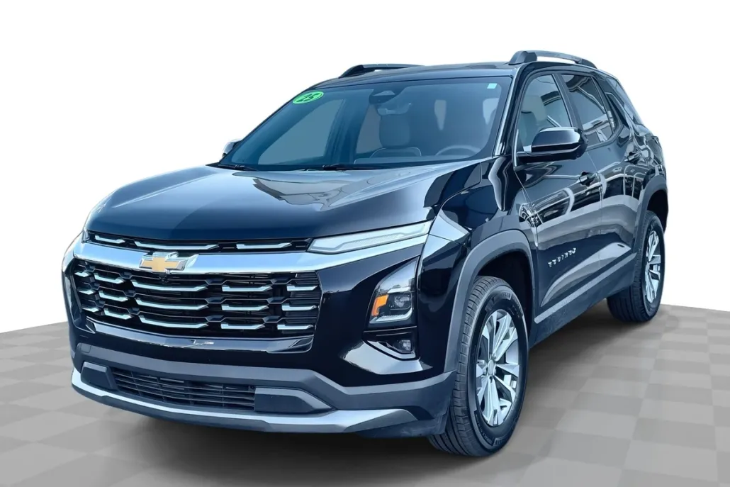 2025 Chevrolet Equinox LT photo 1