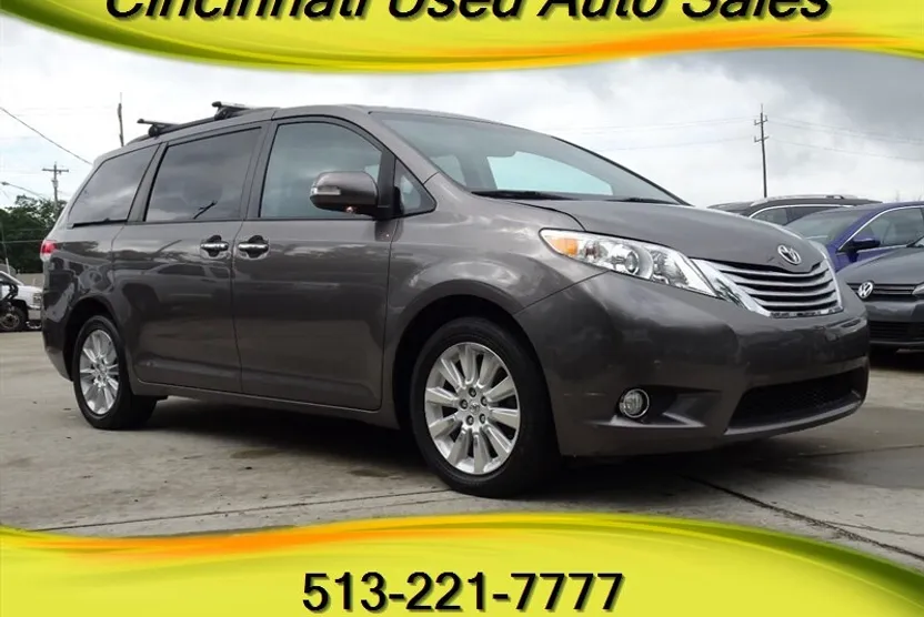 2013 Toyota Sienna Limited photo 1