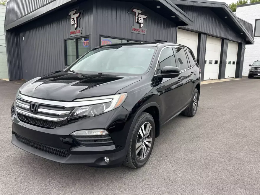 2017 Honda Pilot EX-L photo 1