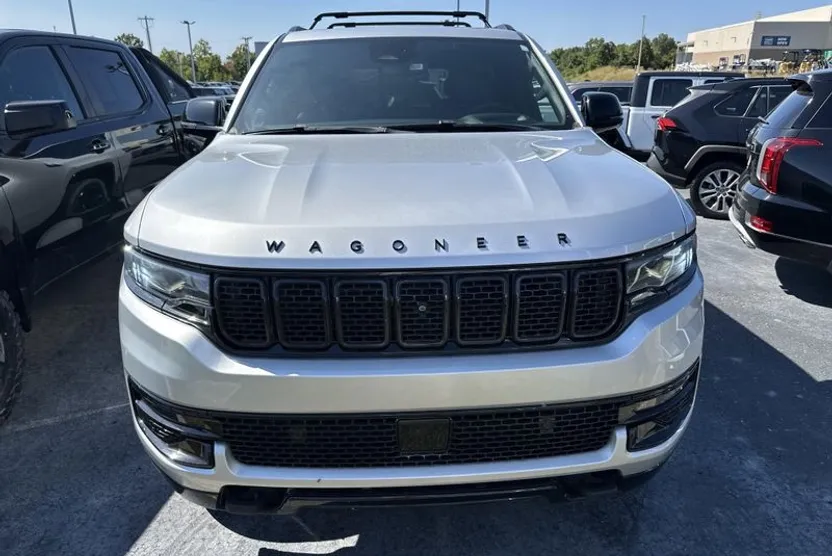 2023 Jeep Wagoneer Carbide photo 1