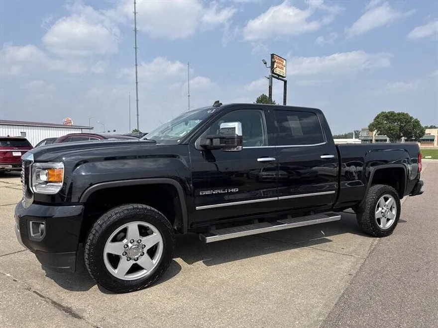 2015 Gmc Sierra Denali photo 1