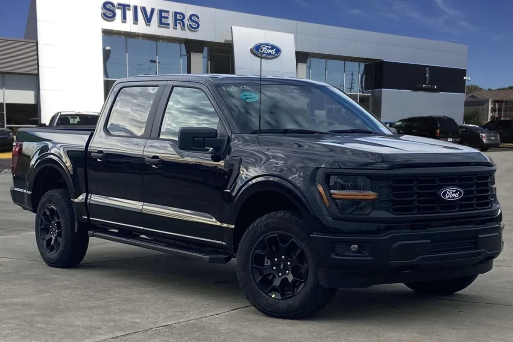 2025 Ford F-150 STX photo 1