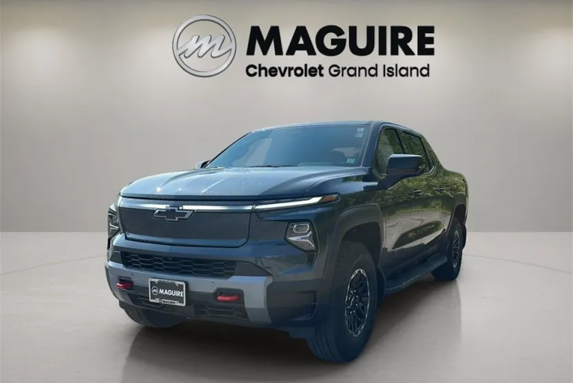 2026 Chevrolet Silverado EV Trail Boss photo 1