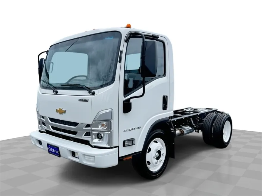 2025 Chevrolet Silverado 4500HD photo 1