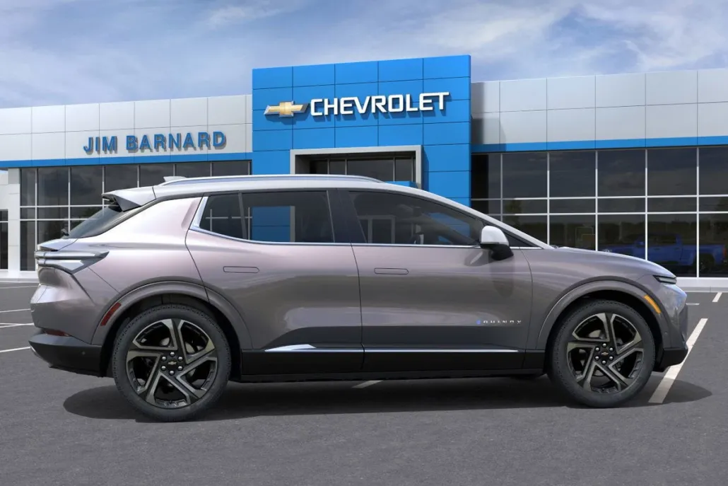 2025 Chevrolet Equinox EV 1LT photo 1