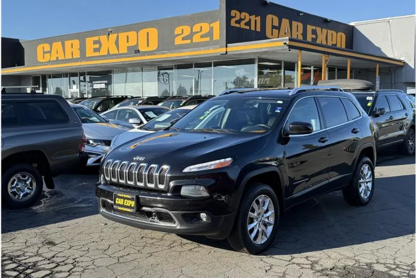 2014 Jeep Cherokee Limited Sport photo 1
