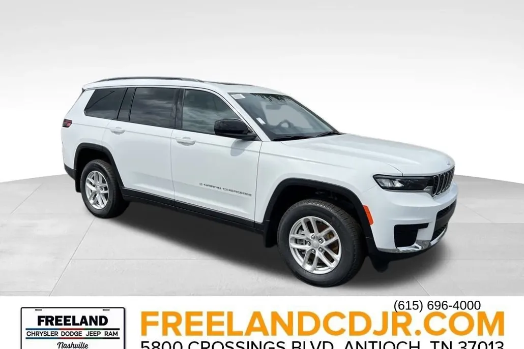 2025 Jeep Grand Cherokee Laredo photo 1
