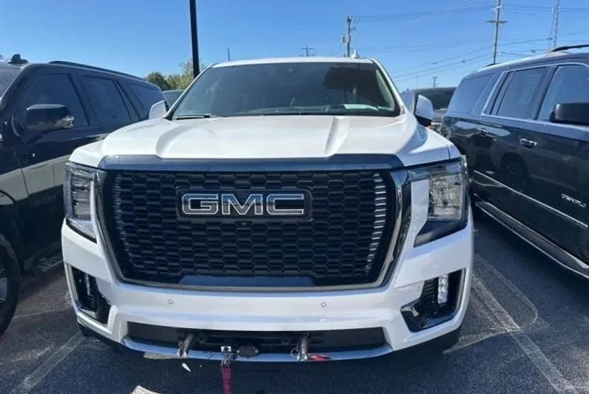 2024 Gmc Yukon XL Denali Ultimate photo 1