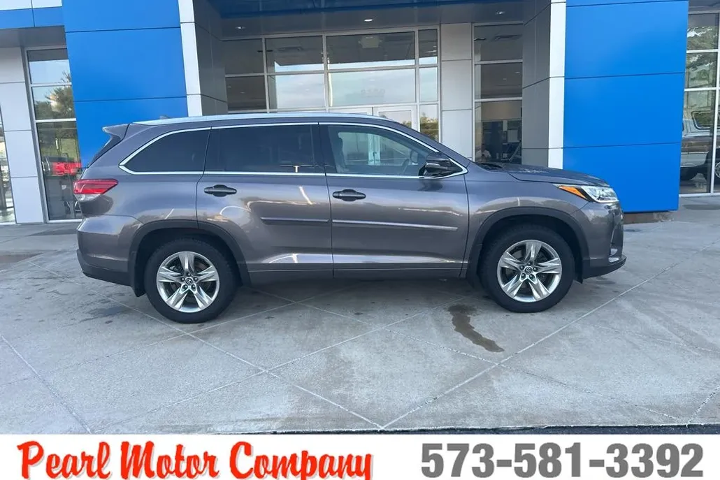 2018 Toyota Highlander Limited Platinum photo 1