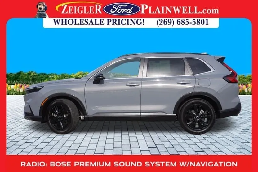 2025 Honda CR-V Hybrid Sport Touring photo 1