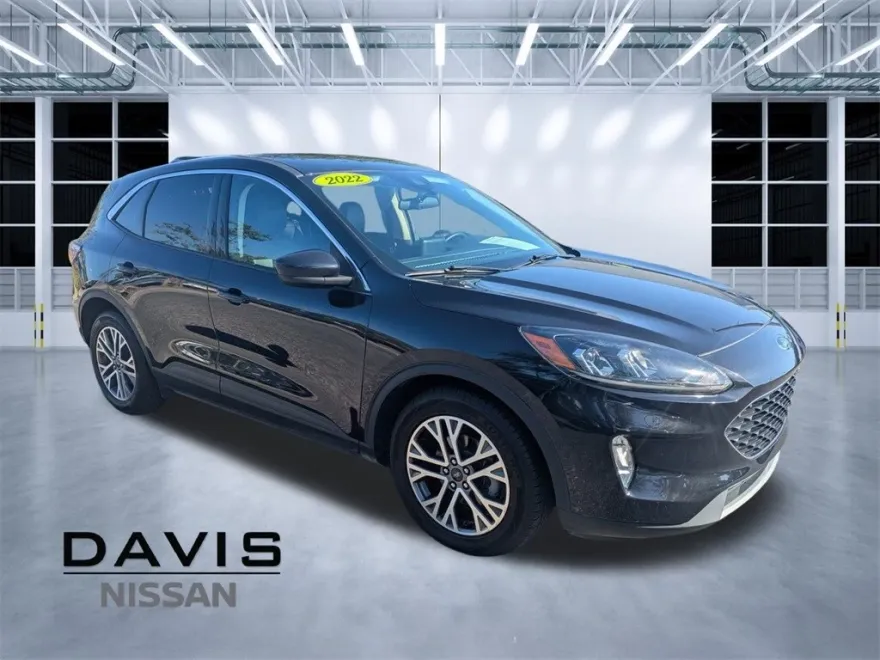 2022 Ford Escape SEL photo 1