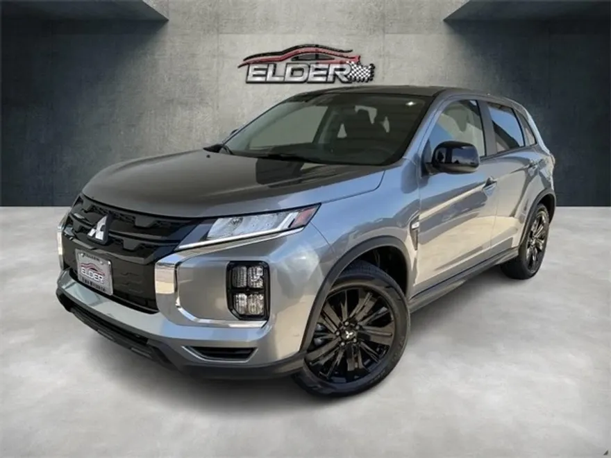 2025 Mitsubishi Outlander Sport LE photo 1