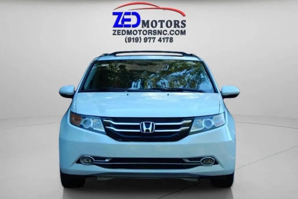 2014 Honda Odyssey Touring Elite photo 1
