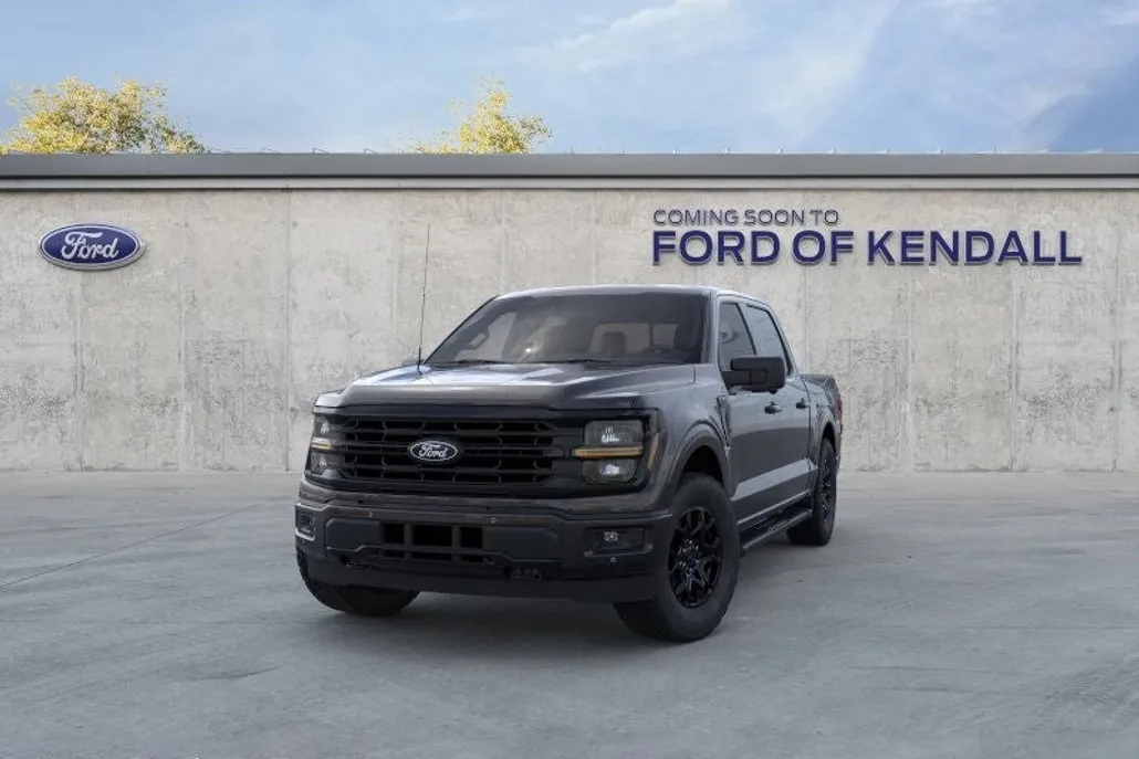 2025 Ford F-150 XLT photo 1