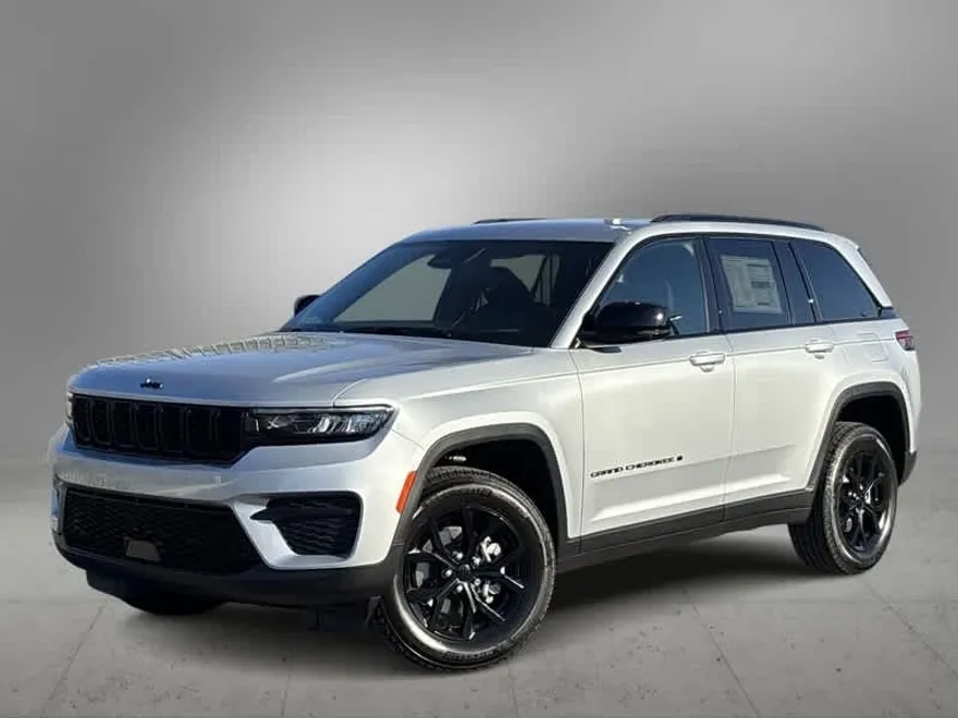 2025 Jeep Grand Cherokee Altitude photo 1